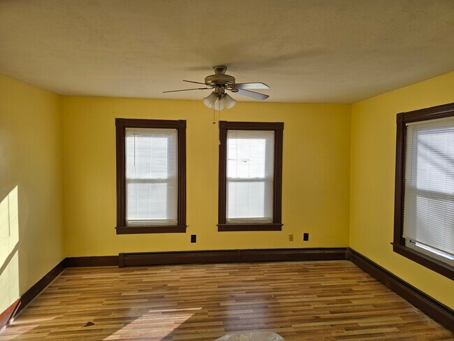 74 Pike St unit 74 Pike St. Apt 1, Biddeford, ME 04005 - photo 6