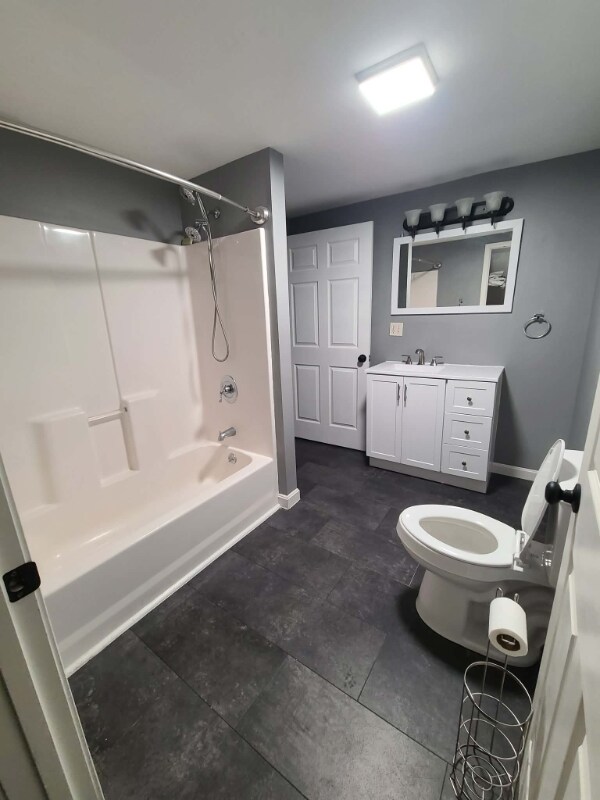 1458 N Main St, Winterport, ME 04496 - photo 6