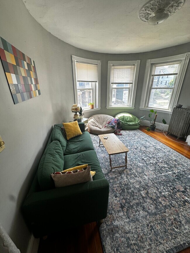 96 Calumet St Unit 2, Boston, MA 02120