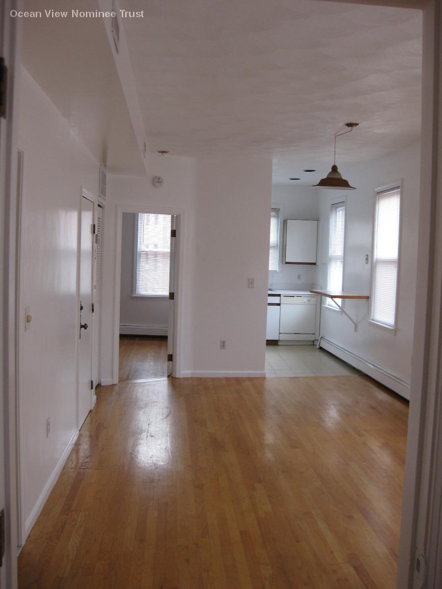 25 Hanover Ave unit 4, Boston, MA 02113 - photo 1