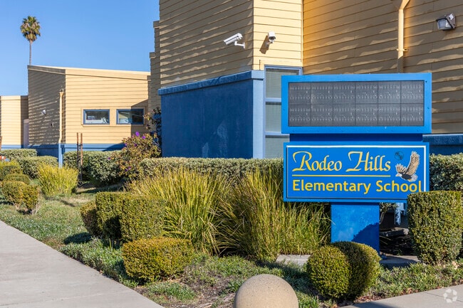 Rodeo Hills Elementary School is a public elementary school.