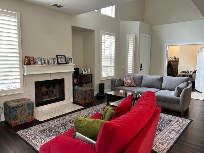 Living Room w/Fireplace