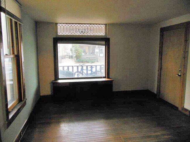 17 N Bassett St unit 1, Madison, WI 53703 - photo 6