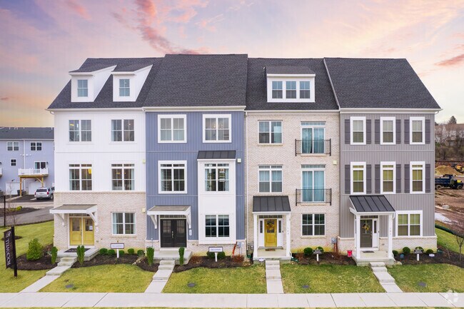 The Steelpointe Townhomes in Phoenixville offer the convenience of community living in beautiful new builds.