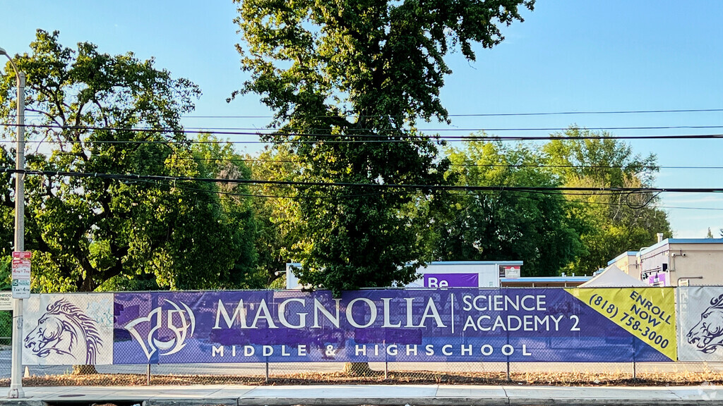 Magnolia Science Academy 2 allows students to collaborate with teachers and each other.