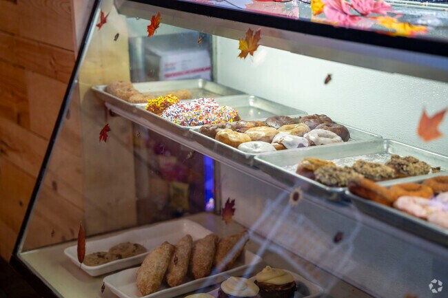 Great Lakes Café is known for its wide array of donut options and flavors in Memphis.