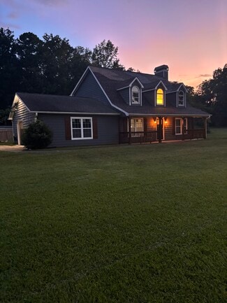 15 Oak Hill Ct, Mcdonough, GA 30253