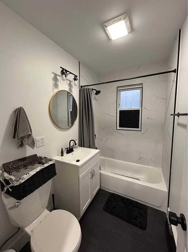 4915 Egandale Ave unit 2, Mc Cook, IL 60525 - photo 7