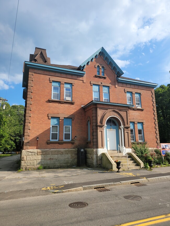 The Lofts on Mill River, Taunton, MA 02780 - photo 2