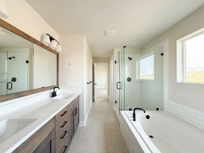 5818 W Whisper View Ct, West Jordan, UT 84081 - photo 4