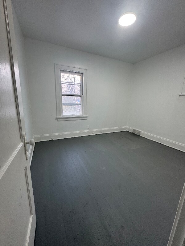 12202 Benham Ave unit 2, Cleveland, OH 44105 - photo 6
