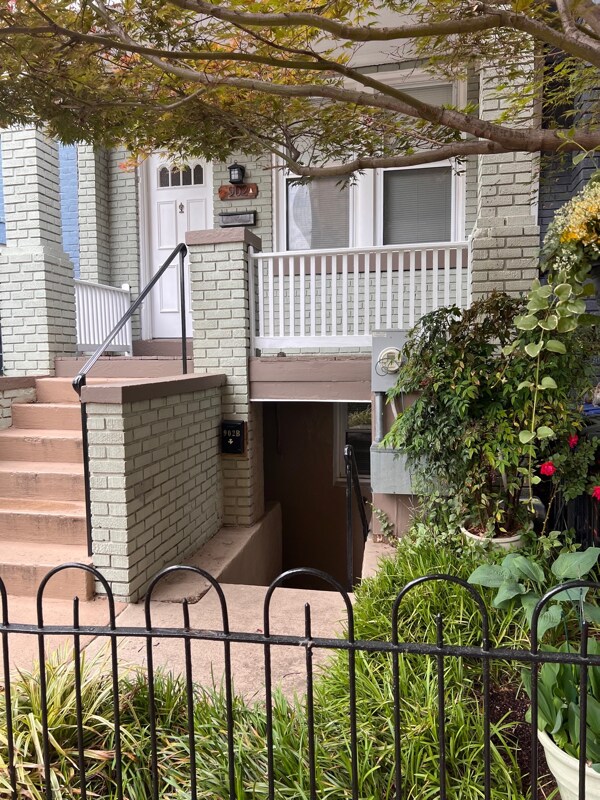 902 I St SE Unit B, Washington, DC 20003