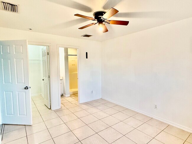 318 Hightower Ave S, Lehigh Acres, FL 33973 - photo 5