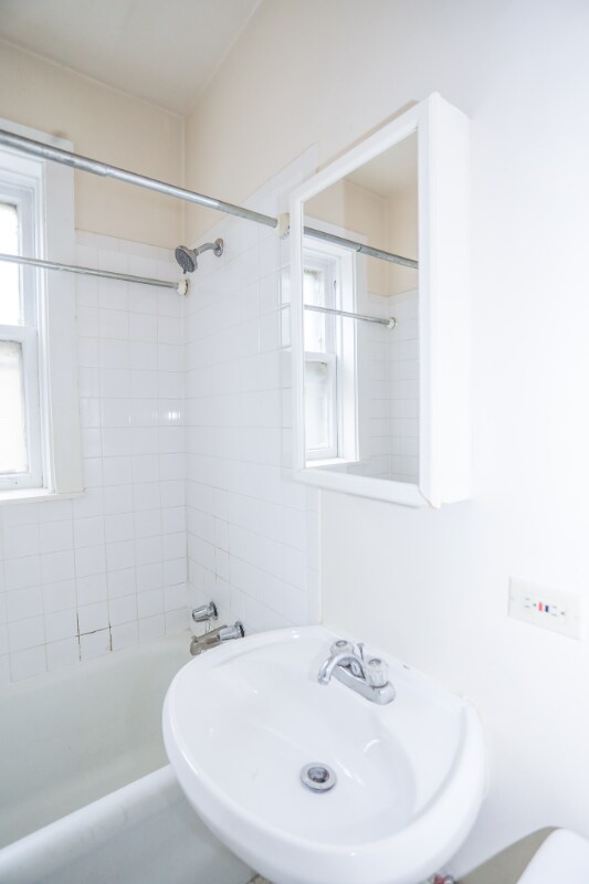 4909 N Glenwood Ave unit 4, Chicago, IL 60640 - photo 6