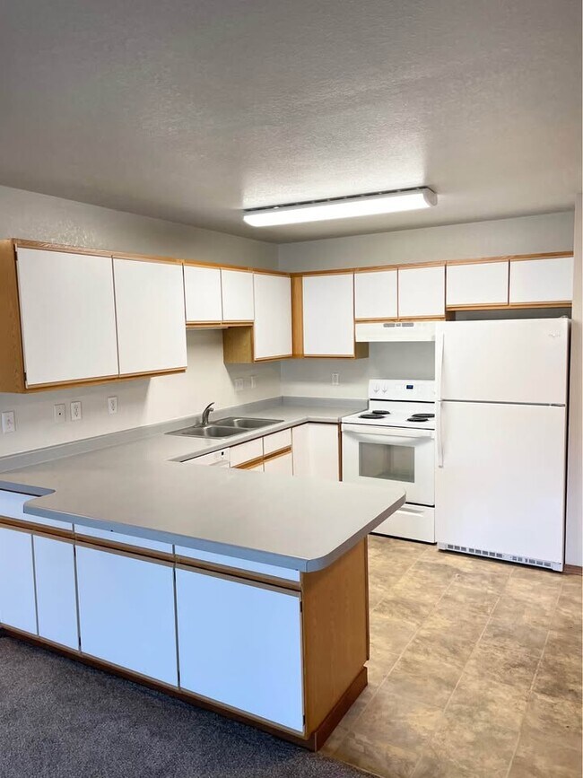 2745 Glen Creek Place Unit 2, Appleton, WI 54914