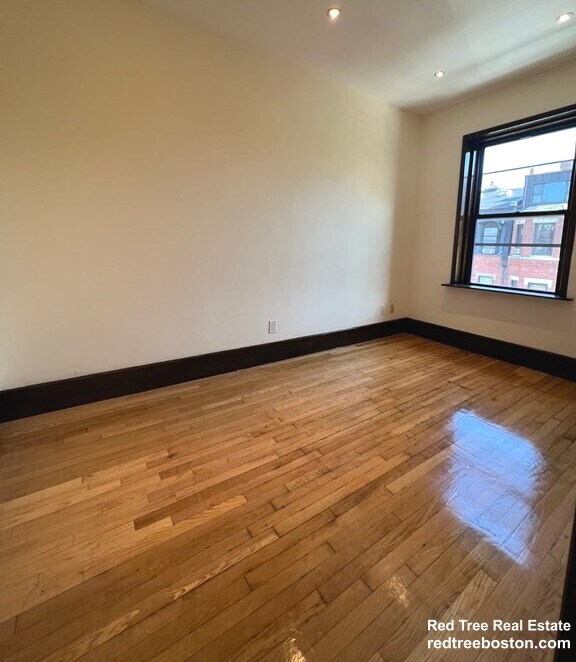 30 Gloucester St, Boston, MA 02115 - photo 6