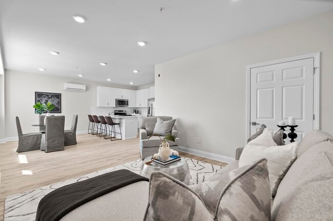 120 Broad St, New London, CT 06320 - photo 4