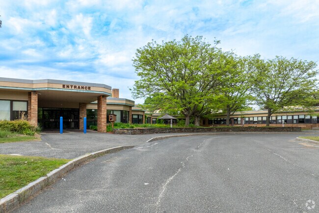 Craneville Elementary School has an overall grade of B- on Niche.