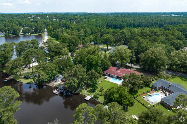 Dentsville offers lakefront property near Columbia.