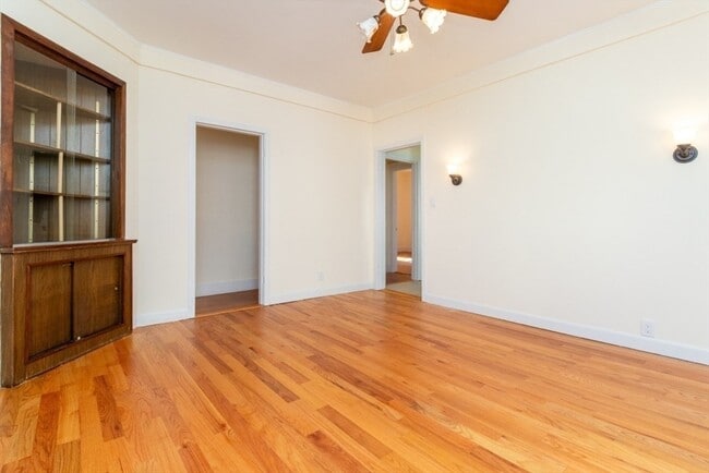 8 Hastings St unit 2, West Roxbury, MA 02132 - photo 4