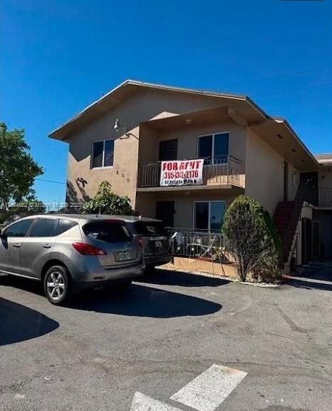 800 NW 44th Ave, Miami, FL 33126