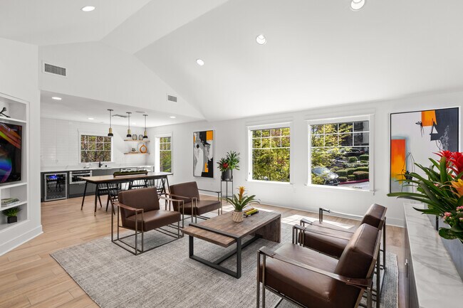 Overlook at Westridge, Seattle, WA 98106 - photo 2