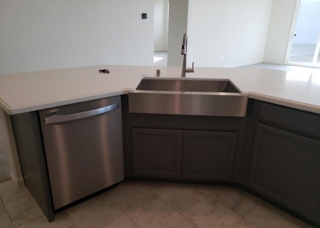 3005 Lennon Way, Stockton, CA 95212 - photo 2