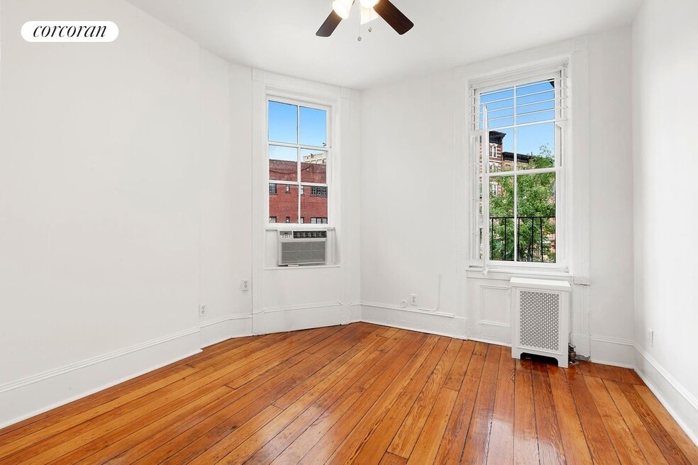 163 W 10th St, New York, NY 10014 - photo 1