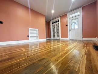 2500 S Vine St, Yorktown, IN 47396