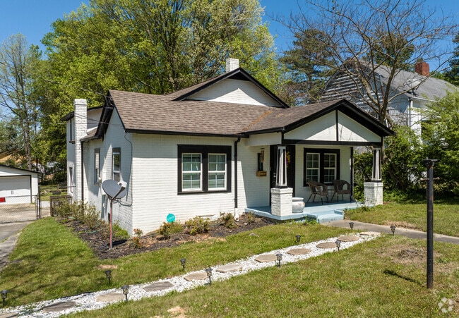 Although homes are close in proximity, many homes have fencing through natural landscape.