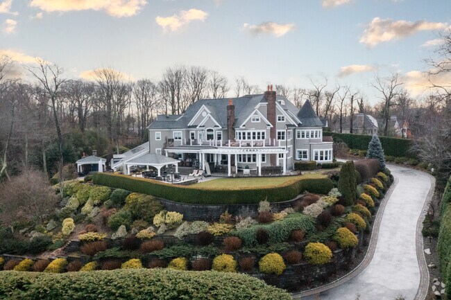 Luxury homes have a large presence in private neighborhoods in Cold Spring Harbor.
