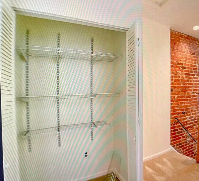 1602 E St SE, Washington, DC 20003 - photo 6