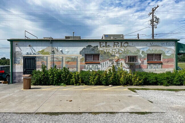 El Rio Verde is one of the local favorites in Crutchfield.