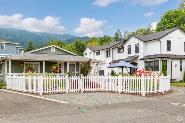 Gorgeous homes in Gilman are found in its charming and quiet streets.