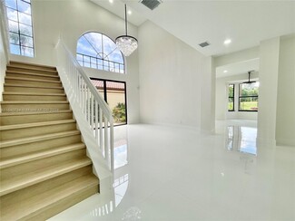 23464 Mirabella Cir S, Boca Raton, FL 33433
