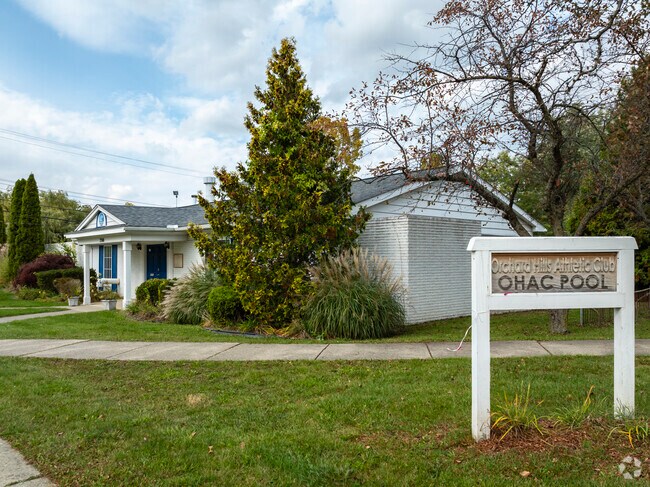 The Bromley Park community uses the Orchard Hills Athletic Club in the summer months.