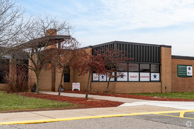 Ashley Elementary School offers after school programs.
