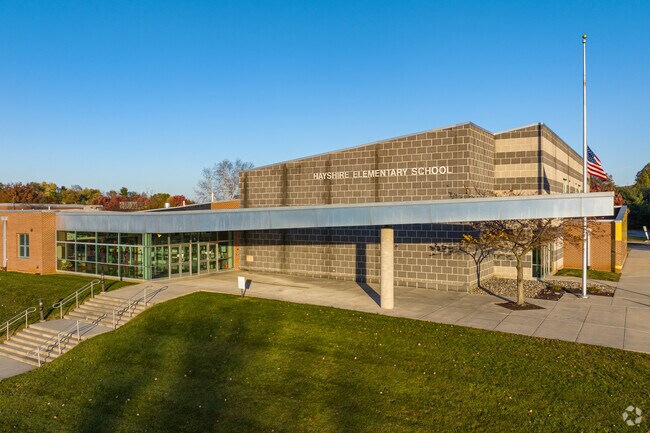 Hayshire Elementary School hosts 518 students in grades K-3.