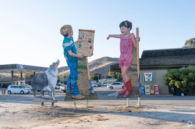 Toro Park Center has one-of-a-kind signage.