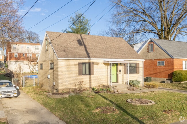 An older saltbox home in Fairfax, OH.