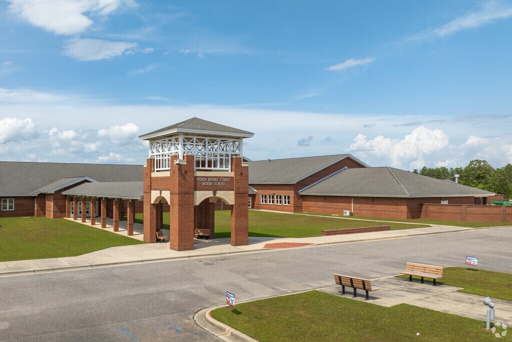 Creola students thrive at North Mobile County Middle School.