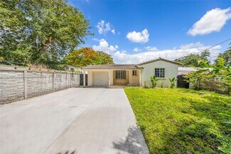 5781 SW 25th St, Miami, FL 33155