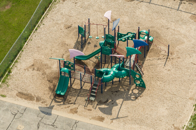 Fremont Intermediate School in Mundelein, Illinois includes a playground.