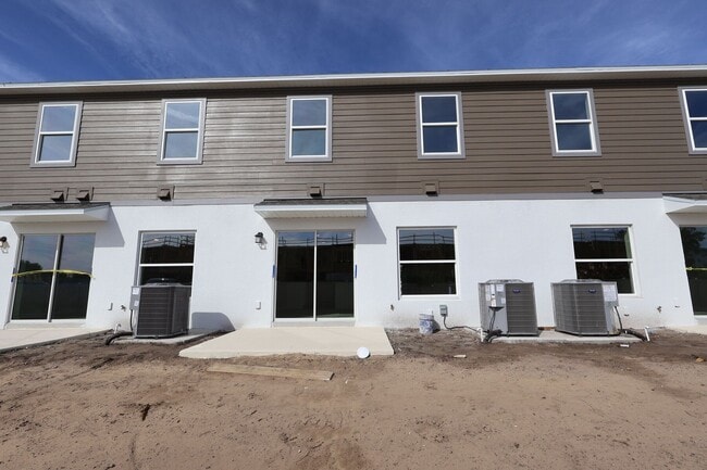 4136 Campsite Loop, Orlando, FL 32824 - photo 2