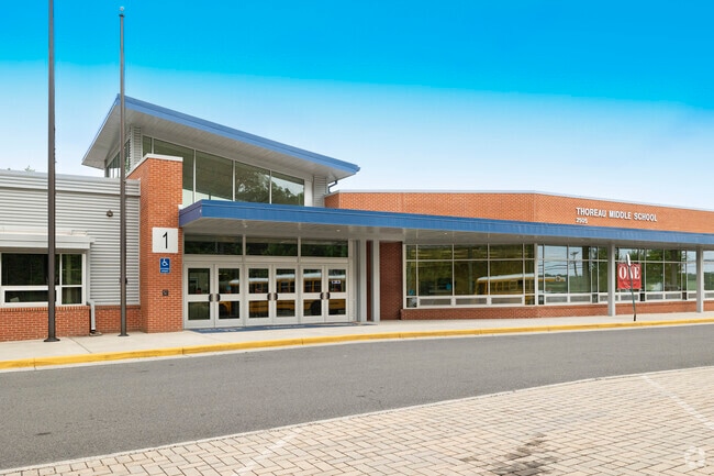 Thoreau Middle School offers quality education to those living in Vienna.