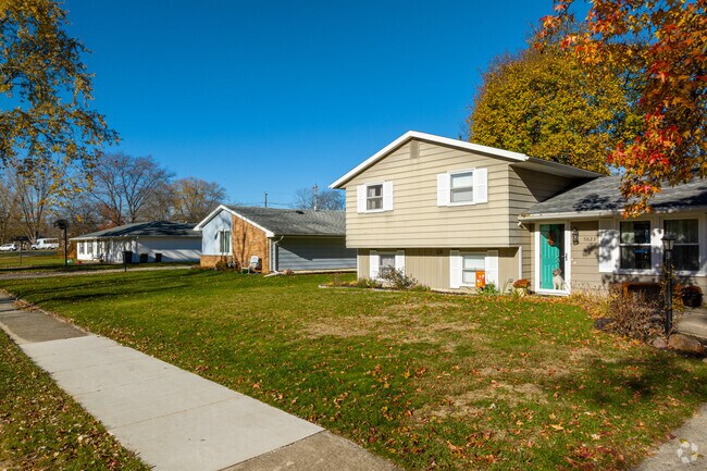 Many different styles of home are represented in Fort Wayne's Monarch Park.
