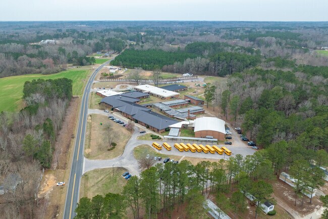 Bunn Elementary School in Bunn, NC has a student-teacher ratio of 14 to 1.