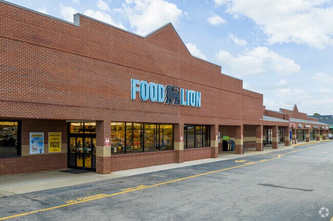 Grocery and other shopping needs are within easy reach for Cleveland residents.