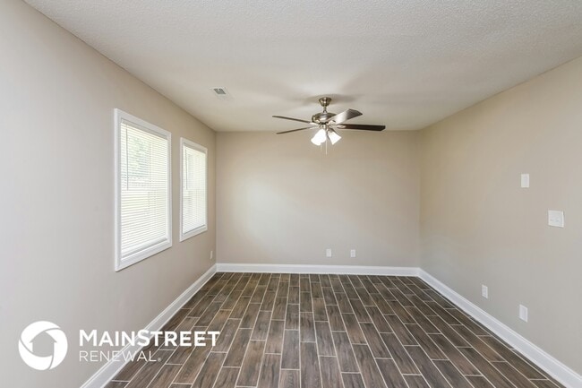 4700 Lawrence Orr Rd, Charlotte, NC 28212 - photo 5