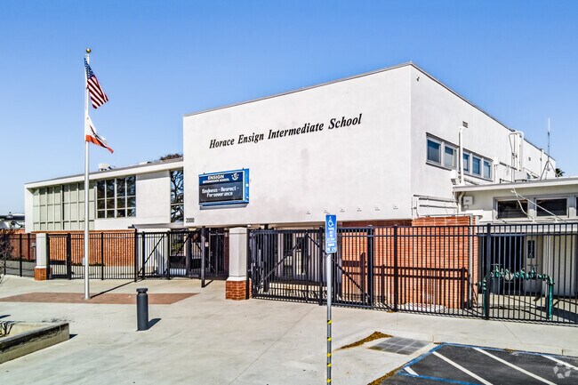 Ensign Intermediate is another bikeable school serving Newport Beach.